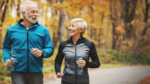 Fazer exercício moderado por ao menos 30 minutos diariamente ajuda a viver mais, segundo estudo