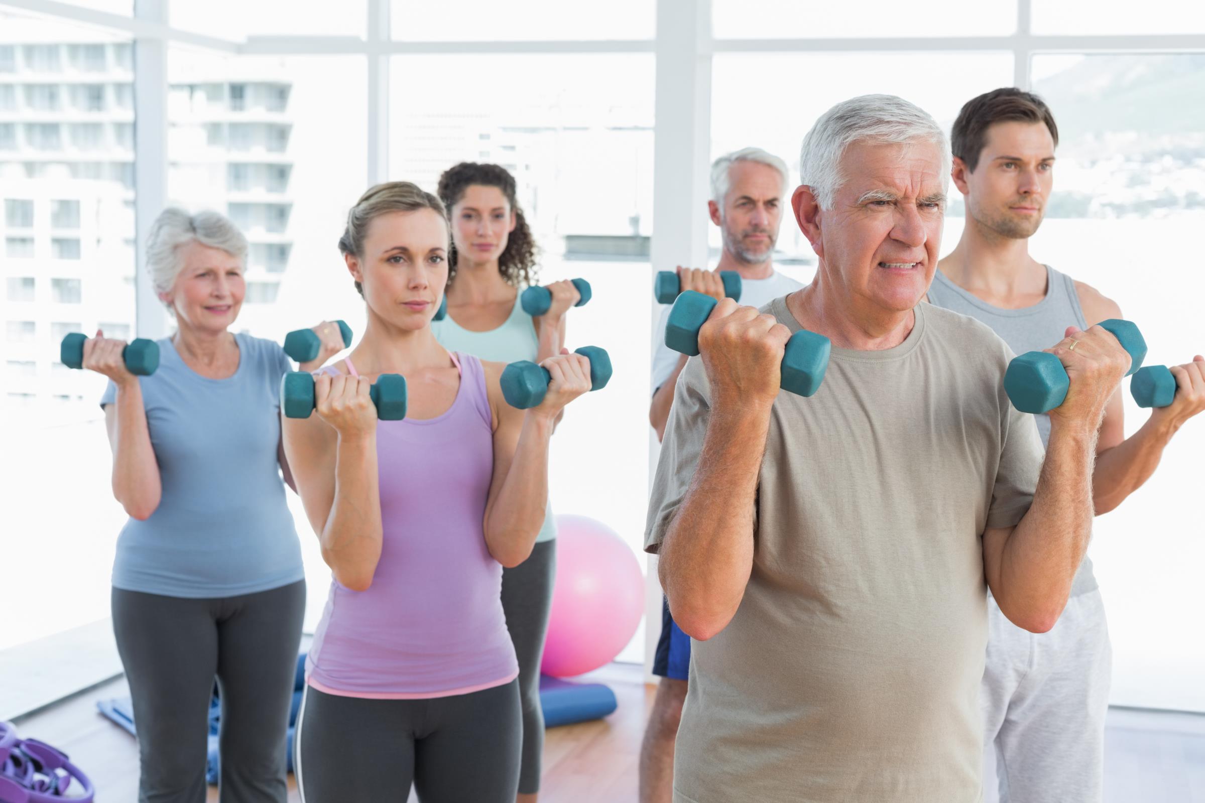 Proteína e exercício físico ajudam a saúde de músculos e ossos