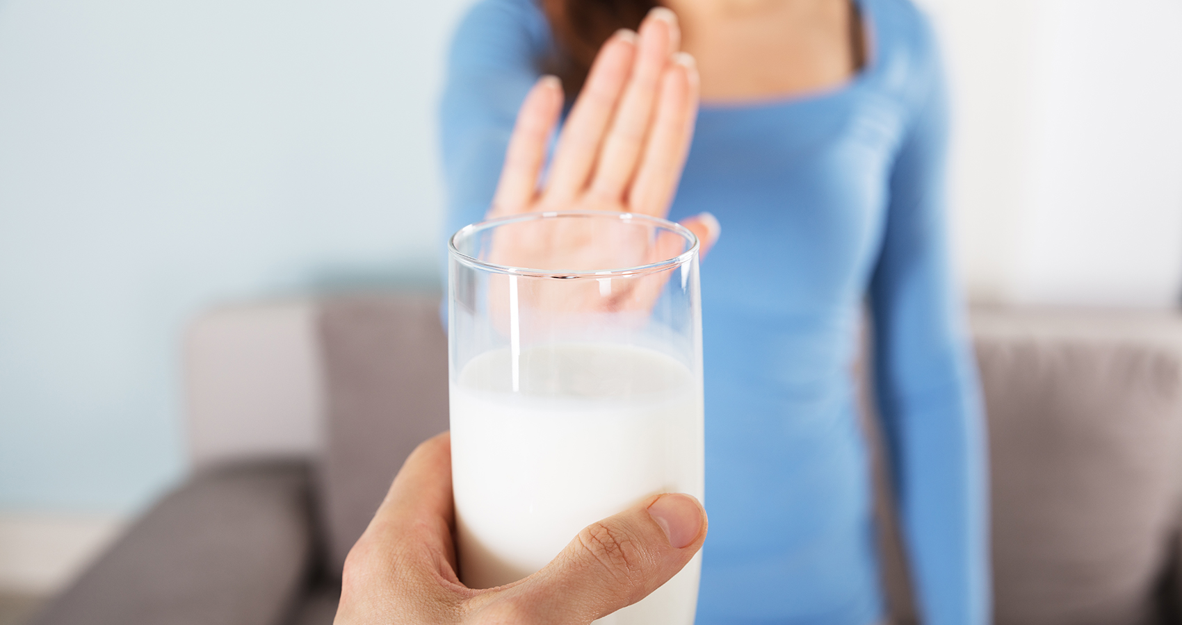 Qual a diferença entre alergia a proteína do leite e intolerância a lactose?